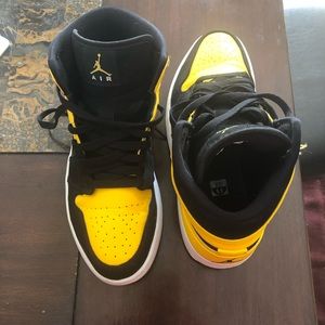 Men’s Nike air sneakers